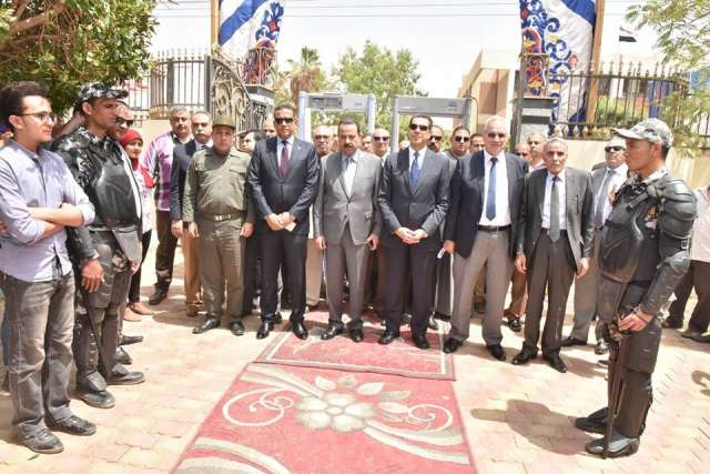 احتفالات أسيوط بالعيد القومي