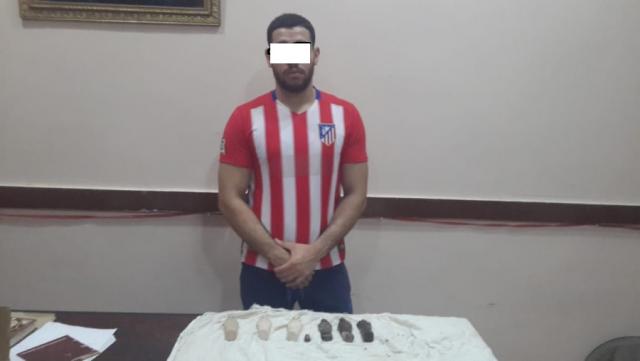 أخد المتهمين