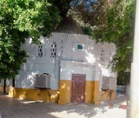 مسجد الميناء النهرى بقنا مغلق...