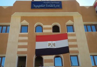 استياء فى نقادة لعدم صرف...