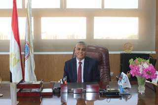 منح دراسية بكليات الصيدلة والعلاج...