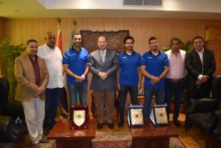 محافظ الفيوم يُكرّم الجهاز الفنى...