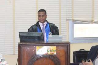 رئيس جامعة جنوب الوادى يشهد...