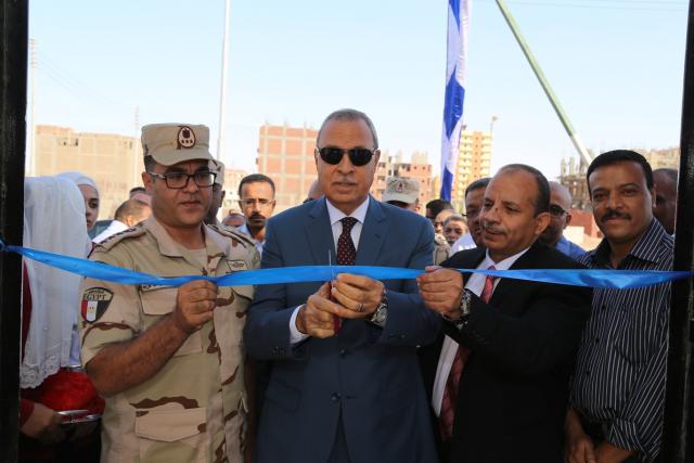 الهجان يفتتح المدرسة الثانوية الصناعية العسكرية