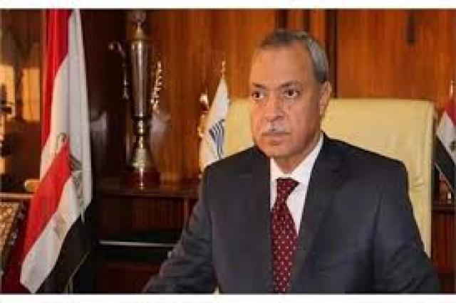 اللواء عبدالحميد الهجان ،محافظ قنا،