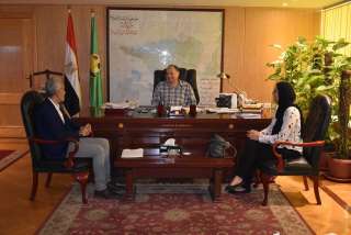 محافظ الفيوم يستقبل وفد منظمة...