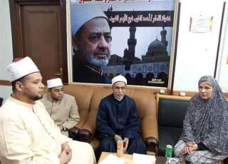 قالت إن صوت الأذان له...