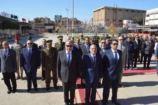 المحافظ ومدير الأمن والمستشار العسكري...