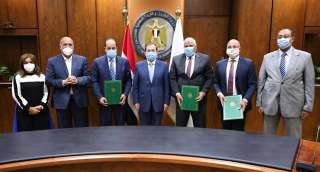 بحضور وزير البترول..توقيع برتوكول تعاون...
