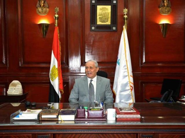 المستشار مصطفي ألهم،محافظ الاقصر