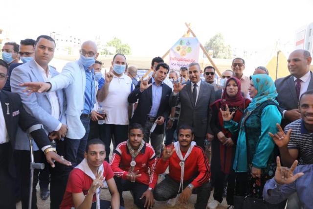 جولة محافظ سوهاج ووزير الشباب والرياضة