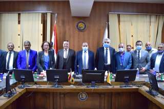 رئيس جامعة بنى سويف يشهد...