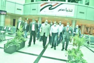 محافظ أسيوط يستقبل وزير البترول...