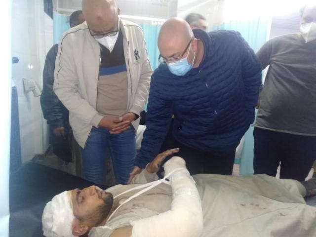 محافظ بني سويف يزور المصابين