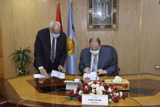 محافظ أسيوط يعتمد نتيجة الشهادة...