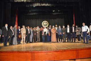  احتفالا بعيد الأم.. إحتفالية لتكريم...