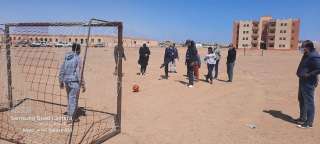 تجهيز ملعب كرة قدم خماسى...