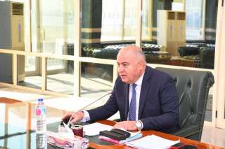 محافظ قنا : لا زيادة...