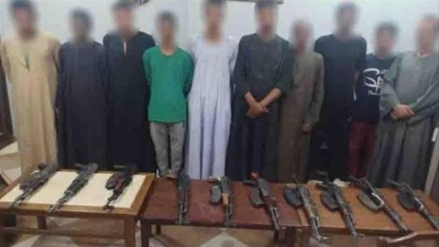 المتهمون والمضبوطات
