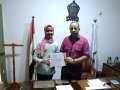 رئيس مدينة القصير يكرم طالبة...