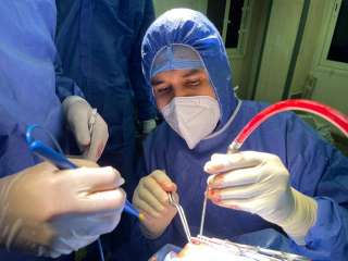 بعد  جراحة استغرقت ٤ ساعات...