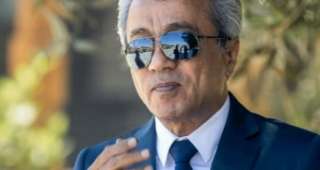 حساب علي فيس بوك يطلب...