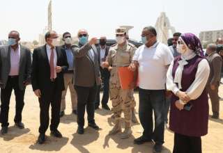 محافظ بني سويف يتفقد مشروع إنشاء الجامعة...