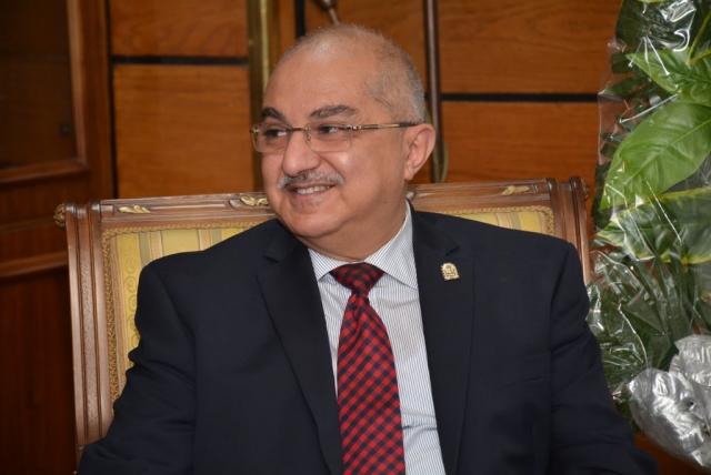 الدكتور طارق الجمال،  رئيس جامعة أسيوط،