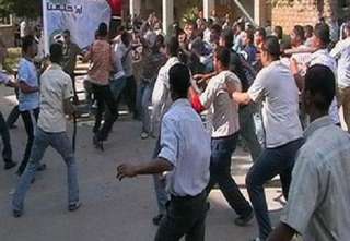 إصابة 5 أشخاص خلال مشاجرة...
