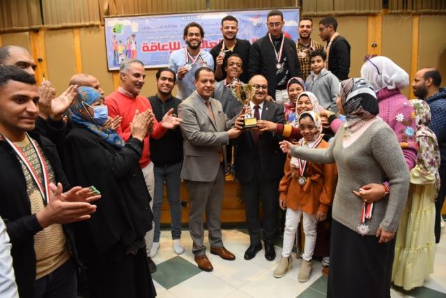 فريق ذوى الهمم بجامعة أسيوط يحصدون  34 ميدالية متنوعة  في اللقاء الرياضي للجامعات المصرية بالإسكندرية