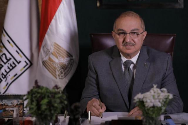 الدكتور طارق الجمال، رئيس جامعة أسيوط،