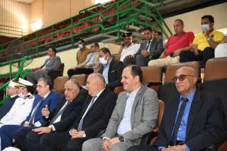 محافظ قنا ومدير الأمن يشهدان...