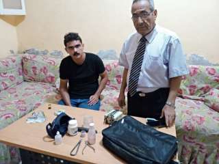 ضبط  شاب مجهول الهوية يمارس...