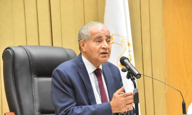 الدكتور علي مصيلحي، وزير التموين