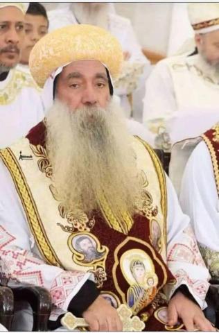 الأنبا كيرلس أسقف نجع حمادى وفرشوط والوقف