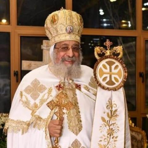 محافظ قنا يهنيء البابا تواضروس الثاني بمناسبة عيد الميلاد المجيد