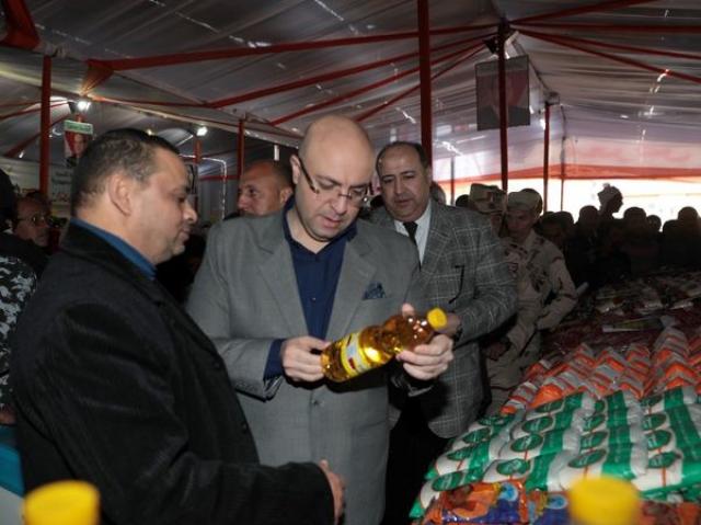 محافظ بني سويف يفتتح معرض" أهلاً رمضان"