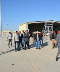 وزير التنمية المحلية يتفقد مصنع...