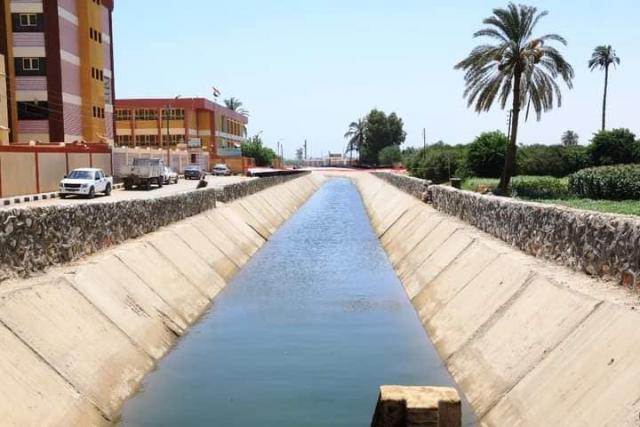 تبطين الترع