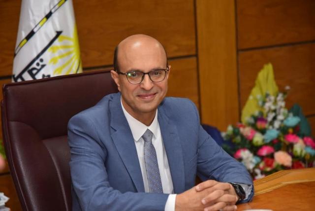 الدكتور أحمد المنشاوي، رئيس جامعة أسيوط