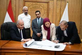 محافظ قنا يعتمد المخطط الاستراتيجي...