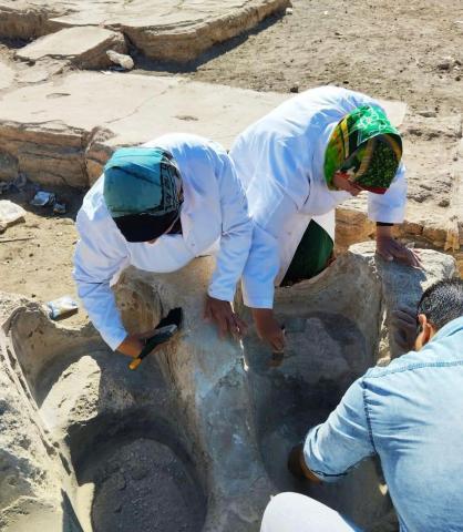 البعثات الأجنبية