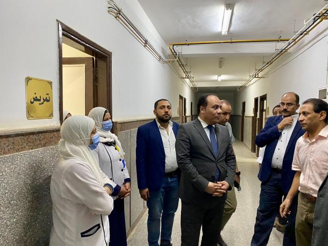 جولة وكيل وزارة الصحة