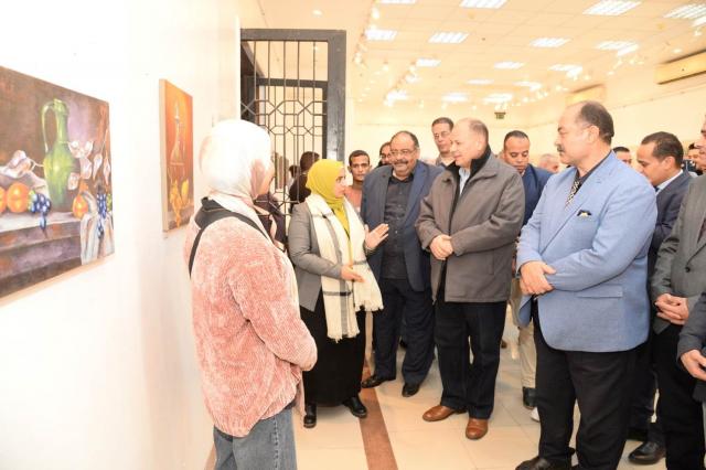 جولة محافظ أسيوط