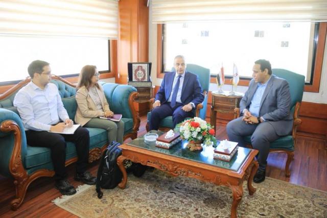 محافظ سوهاج يستقبل وفد بعثة البنك الدولي