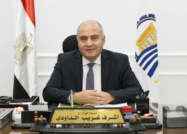 اللواء أشرف الداودي ،محافظ قنا،