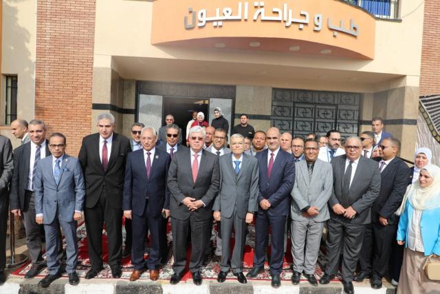 محافظ المنيا ووزير التعليم العالى