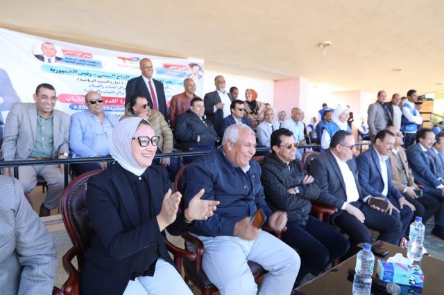 وزير الرياضة ومحافظ الوادي الجديد