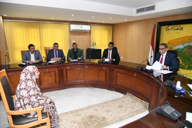 الأنصاري يلتقي المواطنين