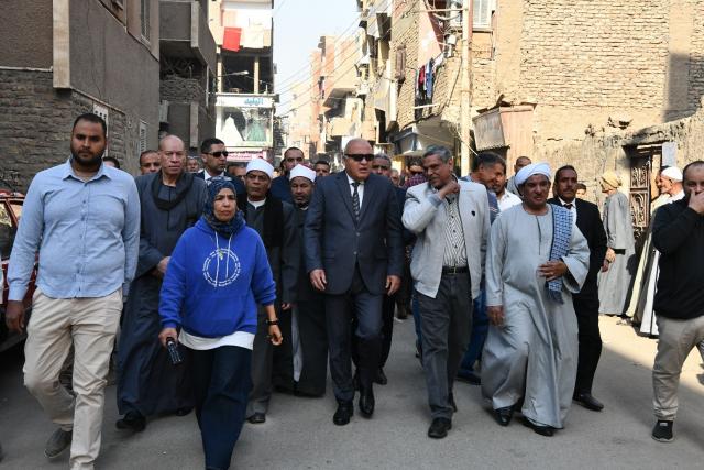 جولة -محافظ قنا-